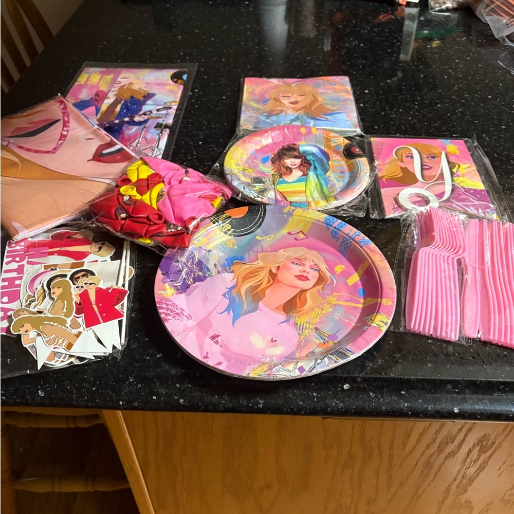Taylor Swift party decorations